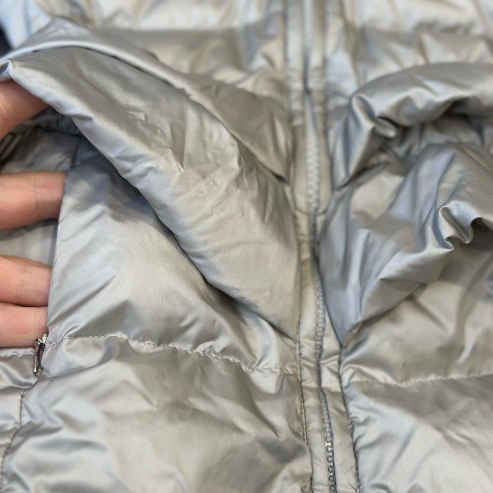 Winter coat - Picture 10 of 10